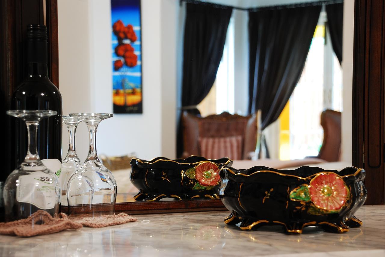 Braeside Guest House (Adults Only) Свеллендам Экстерьер фото
