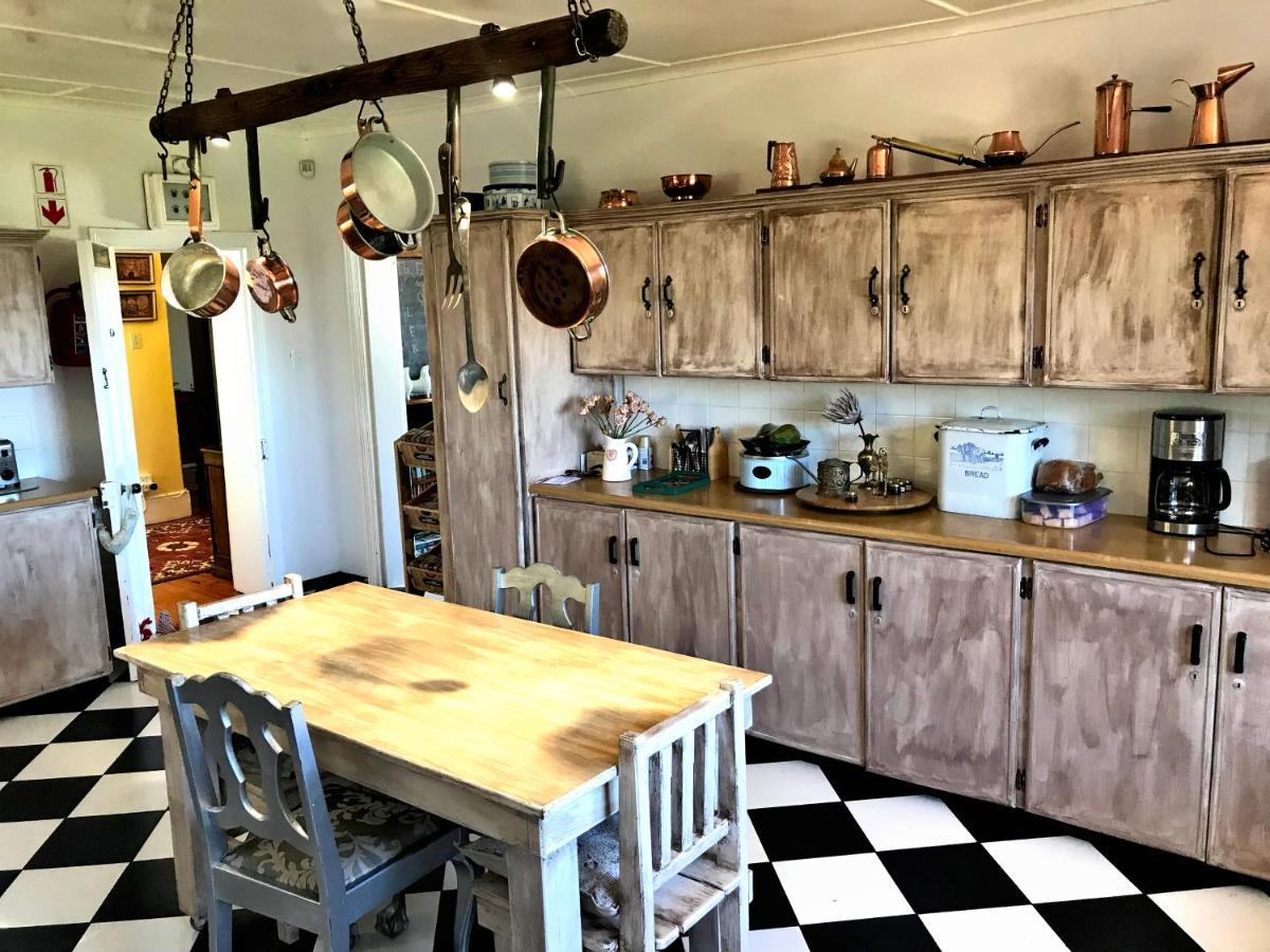 Braeside Guest House (Adults Only) Свеллендам Экстерьер фото